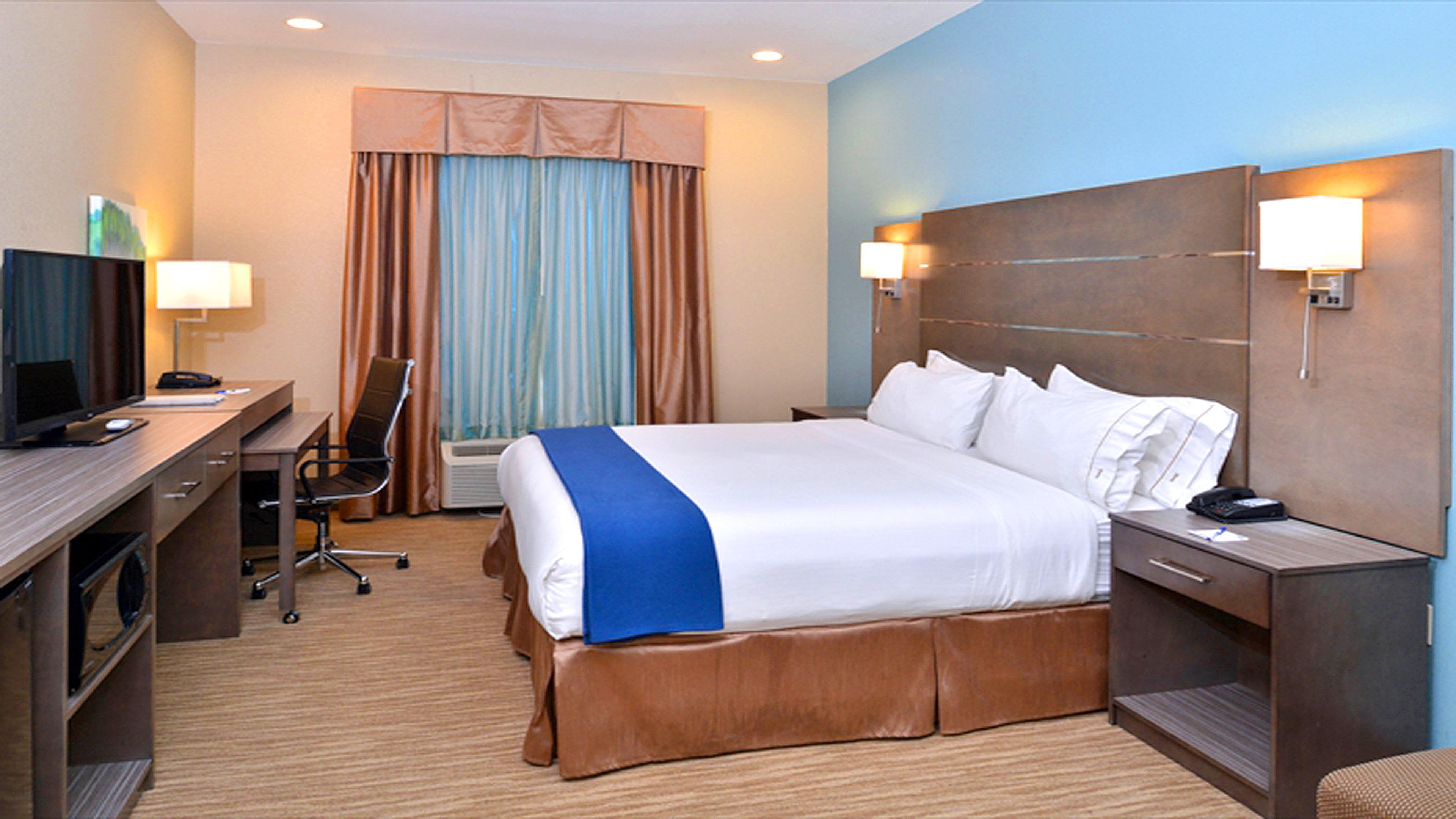 Holiday Inn Express And Suites Schulenburg By Ihg Exteriör bild