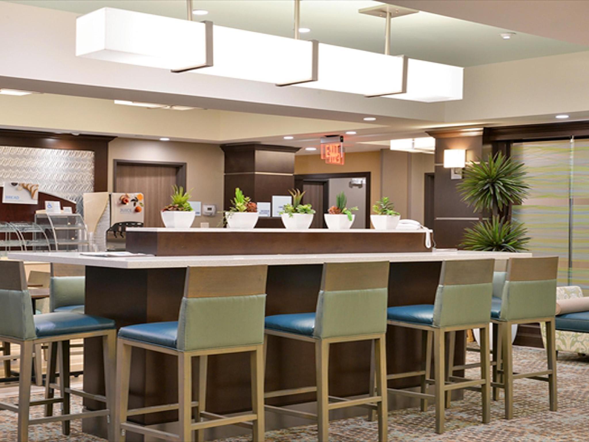 Holiday Inn Express And Suites Schulenburg By Ihg Exteriör bild