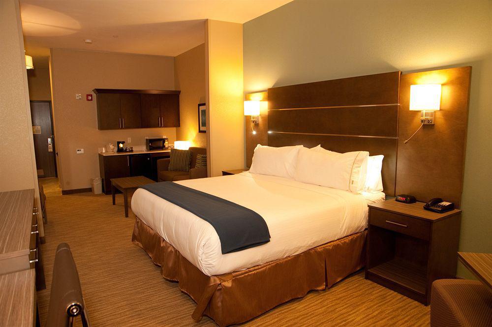Holiday Inn Express And Suites Schulenburg By Ihg Exteriör bild