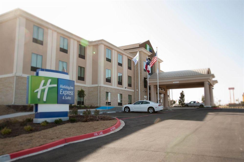 Holiday Inn Express And Suites Schulenburg, An Ihg Hotel Exteriör bild